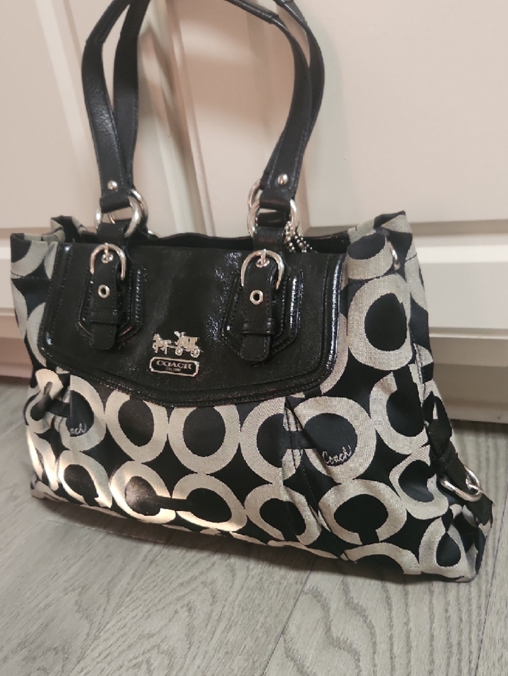 Coach Black & Gray Signature Tote Shoulder Bag - Picture 3 of 15